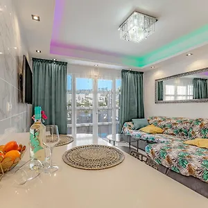 Apartment Beautiful Deluxe Sun And Sea, Costa Adeje (Tenerife)